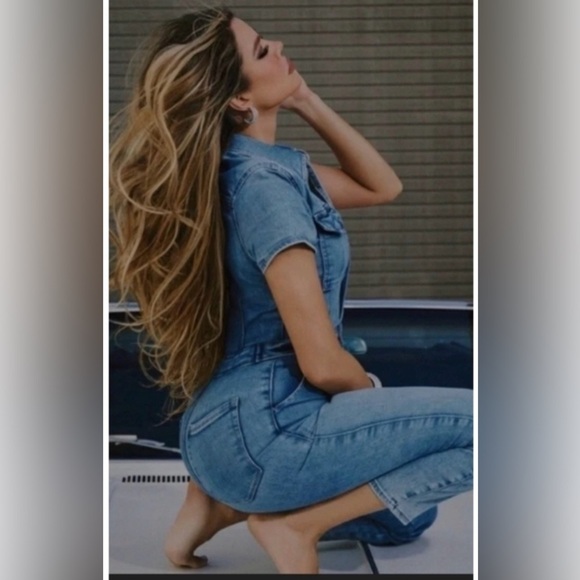 Good American denim jumpsuit, and it has a very clean, modern-utility vibe SZ 2 - Picture 2 of 16